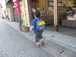 プログラマ ずんべ の日記：JR東海 さわやかウォーキング - 洋食器の街 滝呂とたじみ陶器まつり